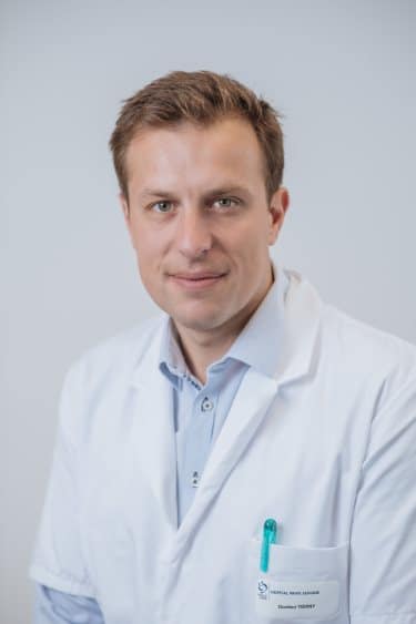 Docteur Maxime Tierny, chirurgie orthopédique Rennes